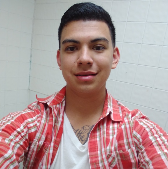 Meet your Posher, Joshua - Picture 1 of 1